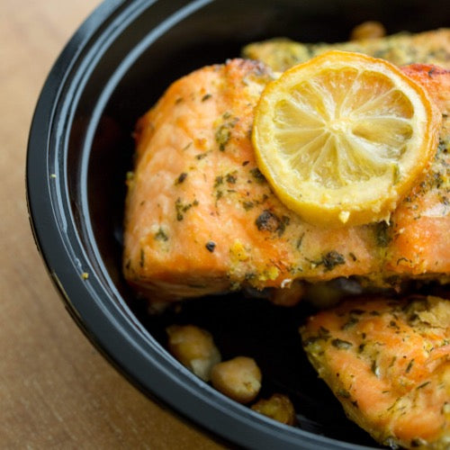 BAKED SALMON FILLET WITH CHICK PEAS